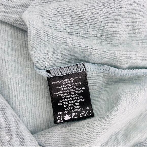 Joe’s Jeans Tee Wide Neckline Salt Water Blue Size Small - Picture 9 of 12